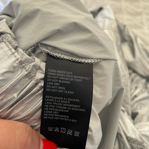 Urban Outfitters  silver metallic nylon cargo ballon pants - Picture 12 of 14